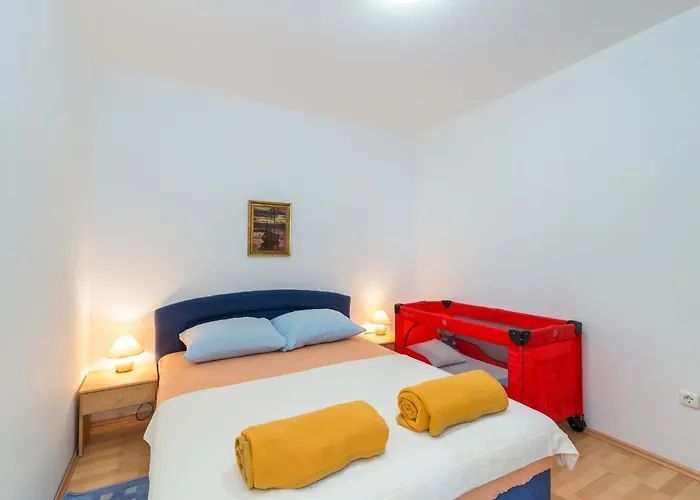Partelj 2 By Interhome Vir