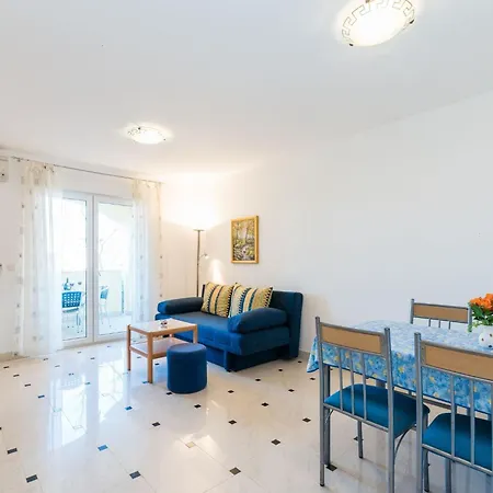 Partelj 2 By Interhome *